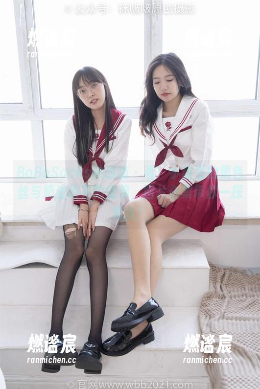 BoBoSocks袜啵啵-小甜豆 BoBoSocks袜啵啵 - 看!小甜豆的黑色丝与奶油泡芙的缠绵,图片合集带你一探究竟!