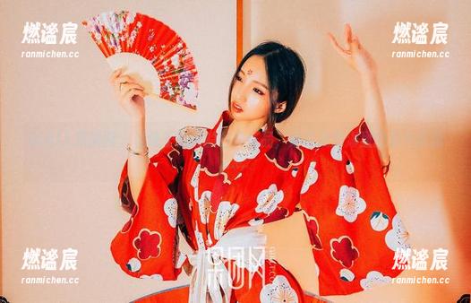 GIRLT果团网 - 说说王语纯的丝袜作品，分享我脑海里的那些画面……