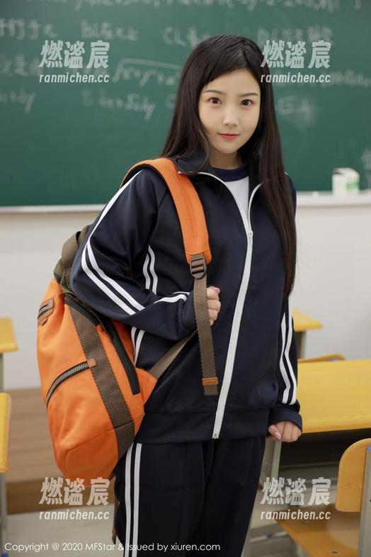 MFStar模范学院-吴思晚 MFStar模范学院 - 分享吴思晚的美足图库,竟然有种莫名的悸动…
