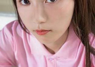 MSLASS梦丝女神 – 瘫在沙发上也要关注：乔儿的最新图集，舞蹈服和黑色丝袜的绝妙搭配真是眼前一亮！