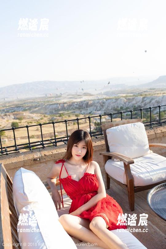 MiStar魅妍社-Manuela玛鲁娜 MiStar魅妍社 - 原图福利来袭!Manuela玛鲁娜的灰丝私拍,又让人想起春天那些微妙的瞬间。