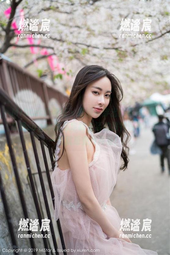 MiStar魅妍社-杨晨晨sugar MiStar魅妍社 - 把旗袍穿出新花样,杨晨晨sugar教你定制生活的独特写真,咋一听就感觉好高级!