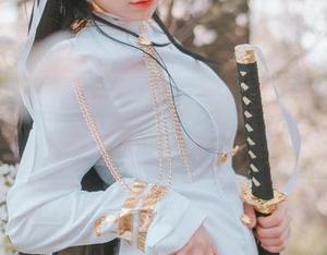 Mimmi(밈미)的睡衣在线！我是不是该考虑换掉我的老T恤了？