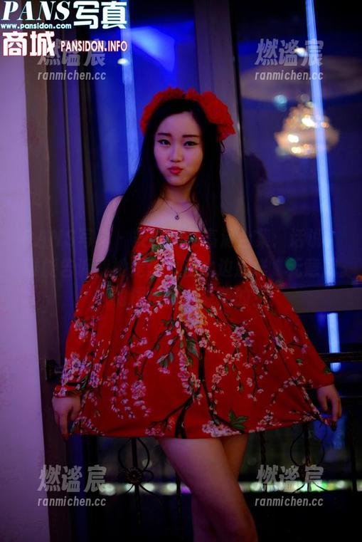 PANS写真-安安 PANS写真 - 安安户外高清合集:话说,谁能告诉我她是怎么在水边那样“无意间”的摆出那个姿势的?