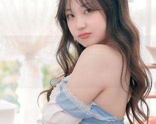 Sia(시아)的空姐靓影：无圣光，但让人忍不住想多看一眼的作品