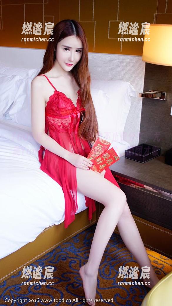 TGOD推女神-尤美Yumi TGOD推女神 - 双人私房不止是分享,尤美Yumi说:‘我们一起耍酷,原图才靠谱’!