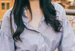 TouTiao头条女神 – 小热巴和她的棉袜，私房原图中的小她