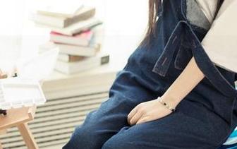 TouTiao头条女神 – 郭美美的秘密符号：谁能解读她的套图合集？谜底快揭晓！