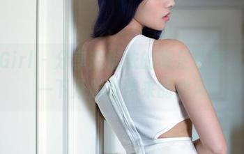 TuiGirl – 分享赵惟依的裸足写真，感受一下从脚趾传来的微风