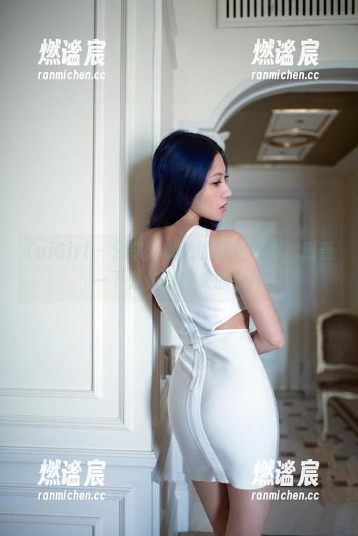 TuiGirl-赵惟依 TuiGirl - 分享赵惟依的裸足写真,感受一下从脚趾传来的微风