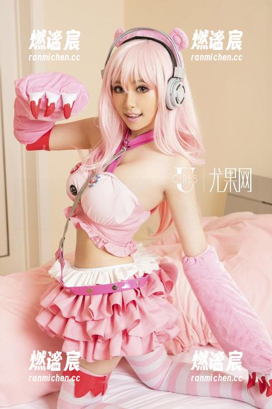 UGirls尤果网-欣杨Kitty UGirls尤果网 - 高清写真:欣杨Kitty甜心带你进入一个糖衣幻想的世界!