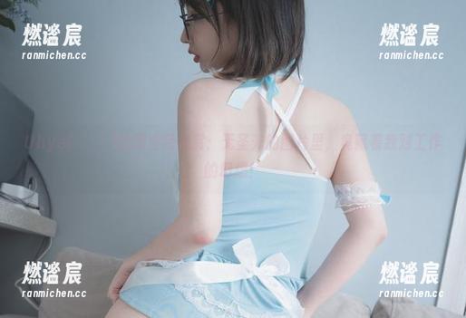 Uhye(이유혜)的职业装大赏：无圣光的图片里，竟藏着我对工作的幻想！