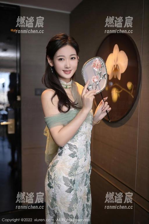 Xiuren秀人网-FoxYini孟狐狸 Xiuren秀人网 - 在FoxYini孟狐狸的黑白宇宙中,原图内容总是那么迷人