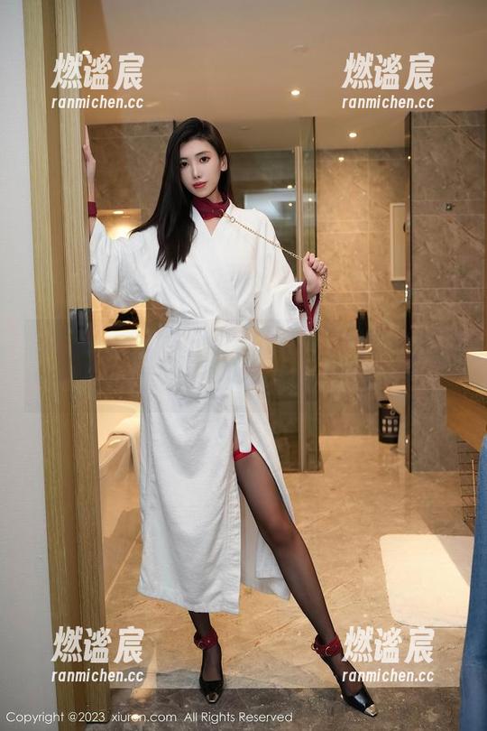 Xiuren秀人网-MODEL伊若 Xiuren秀人网 - 原图解锁:MODEL伊若的圣诞狂欢,图集中有没有你的爱?