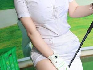 Xiuren秀人网 – Mieko林美惠子婚纱原图欣赏：真心想知道，这婚纱和她的好身材谁更吸引？