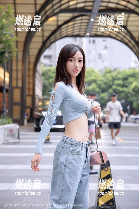 Xiuren秀人网-nancy小姿 Xiuren秀人网 - 这是什么,nancy小姿的棉袜分享?绝对不只是袜子那么简单,快来看看!