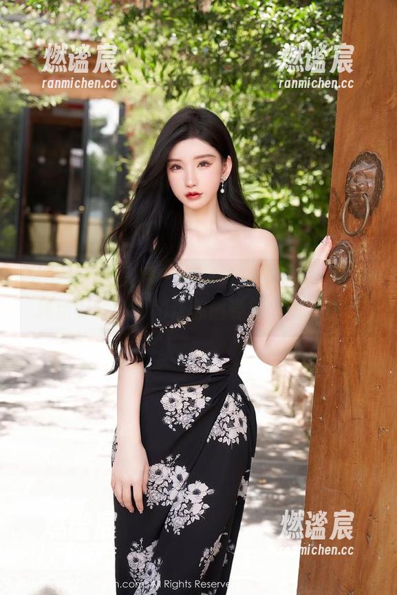 Xiuren秀人网-萝莉悠悠酱 Xiuren秀人网 - 萝莉悠悠酱在线,镂空风情万种,原图让你感受艺术的力量!
