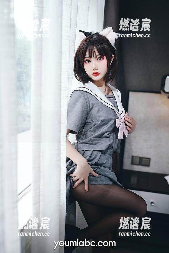 YouMi尤蜜荟-绯月樱Cherry YouMi尤蜜荟 - 绯月樱Cherry办公室全套:这些照片让你忍不住想提前下班!