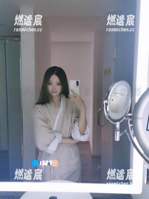 eloise软软 最新eloise软软奶牛合集:如果牛会拍照,它们也想这么美!