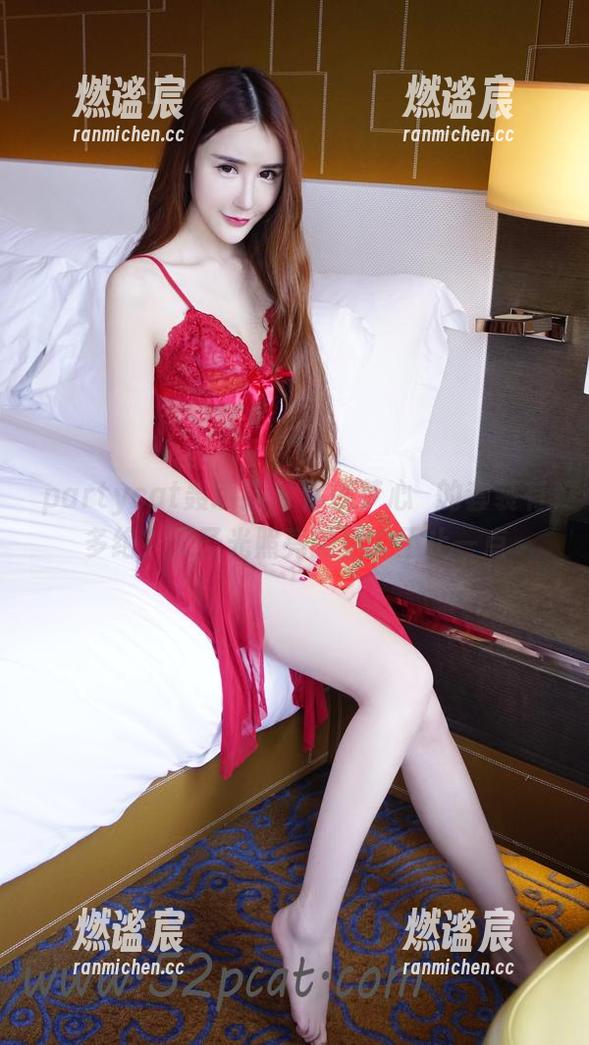 partycat轰趴猫-梦心玥 partycat轰趴猫 - 你说梦心玥的套装有多绝?无圣光照亮的魅力不止一点