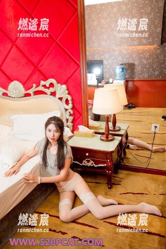 partycat轰趴猫 - 陈雅漫的兔女郎写真，高清之下有何不为人知的暗示？