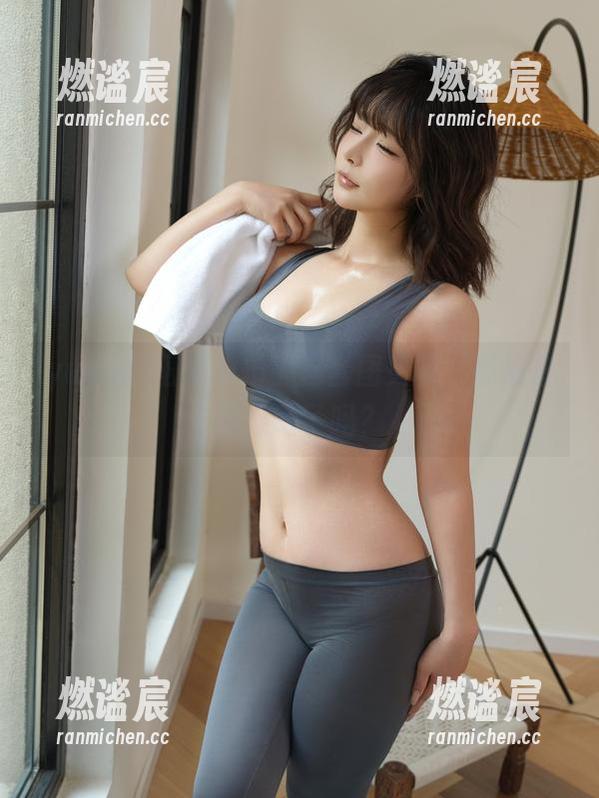 yuuhui玉汇 yuuhui玉汇的布丁狗套图更新,你准备好心动了吗?