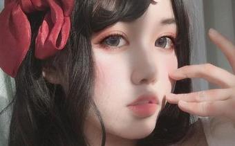 一笑芳香沁的Cos图集：每个学长都想知道，我是来约会还是来上课？