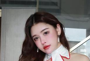 微密圈 – 于芷晴在浴缸里的美照，免费送给你，快来瞄两眼，不然就亏了！