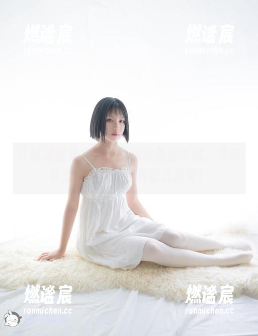 红格裙图集来袭，兔玩映画告诉你，没事多遛遛眼球，免费就该放肆！