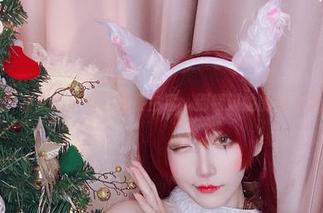揭秘！猫女啾小妍的暗夜生活，别错过她的免费图册！