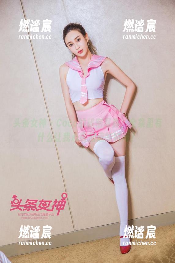 头条女神-coco 头条女神 - Coco的秘密写真,全集里有什么让我心跳加速的瞬间?