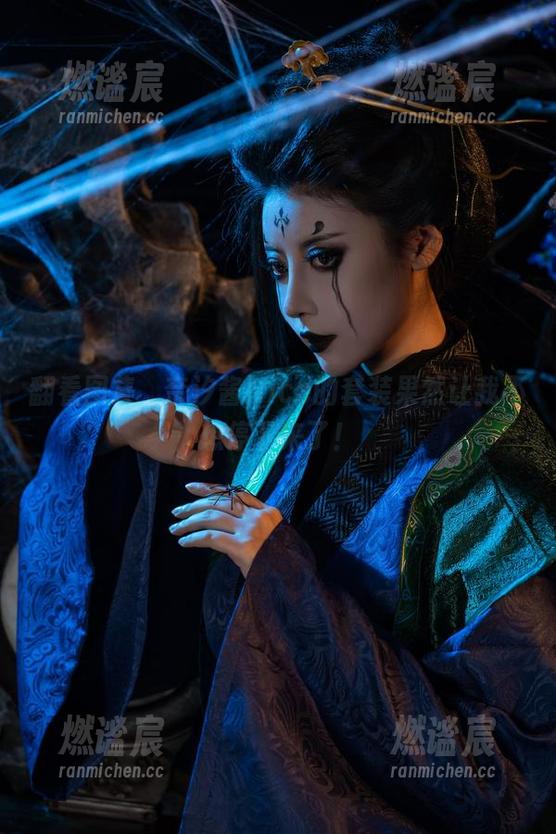 奈汐酱Nice 翻看图集,奈汐酱Nice的套装果然让我不想停下来了!
