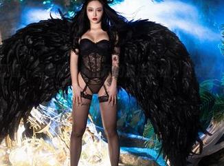 微密圈 – 原图：黑蝴蝶与宋昱欣的魔法时刻，仿佛整个世界都静止了