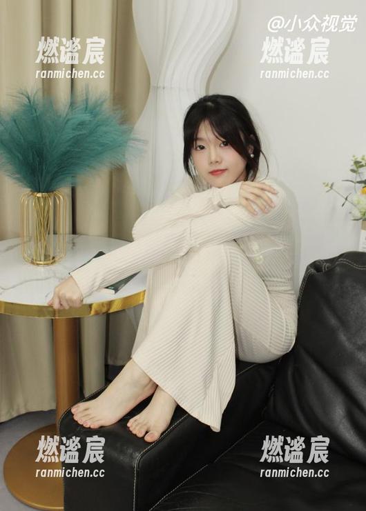 小众视觉-婷婷 小众视觉 - 看!婷婷的私房美图,‘少女’已成绝版,你敢来挑战吗?