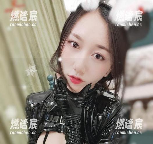 小玉吃果冻 微密圈 - 小玉吃果冻的资源库更新:都捆好了,私拍又来一波惊喜!