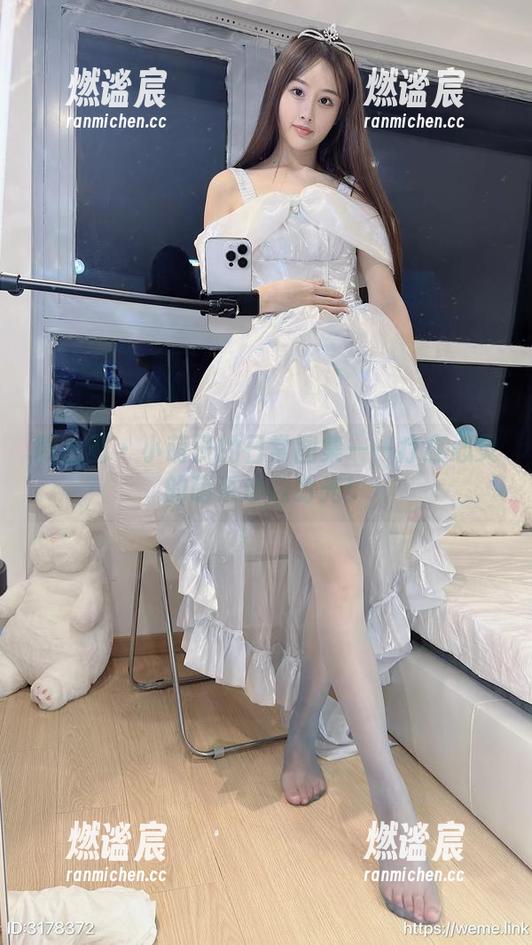 小萌子 微密圈 - 小萌子的日常图集——疗愈心灵的萌系沙雕时光!