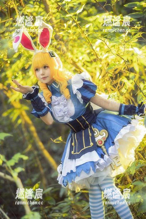 小野妹子w 小野妹子w的写真作品:你敢不敢说不喜欢我?