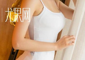 尤果网 – 当李梓然遇上纯白，高清图库里的浪漫简直让人心跳！