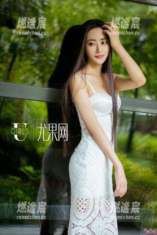 尤果网-顾欣怡 尤果网 - 精选顾欣怡美脚写真集,谁能抗拒这样的魅力,眼睛要不要来个团建?