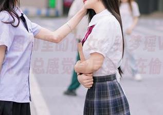 尤蜜荟 – 图册里的仙女：孙梦瑶V的白裙带我飞，总感觉身后有人在偷瞧！