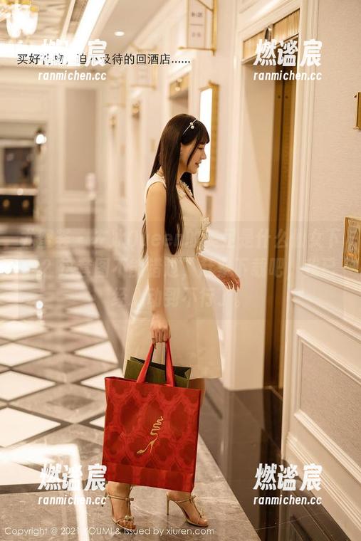 尤蜜荟-左冰Queen 尤蜜荟 - 左冰Queen的美足是什么仙女下凡?这套图不能错过,赶紧下载吧,我已经心动到不行了。