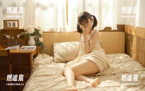 幼水铃衣 梦浴少女:幼水铃衣全套图,太会撩了吧!