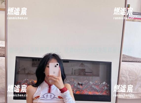 张鑫baby 微密圈 - 从图库到心底:张鑫baby的胶衣写真撩动神经
