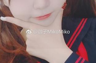 御子Yumiko独家浴缸写真集：瞧这水花四溅的美丽，更新可真让人期待！