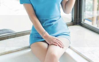 推女郎 – 跟着娜露运动，一起领取免费照片，顺便感受下什么叫‘健身魅力’！