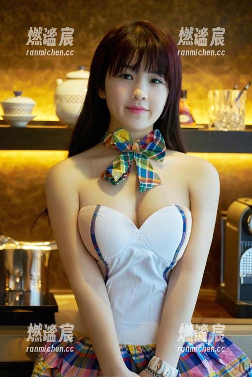 推女郎-松果儿 推女郎 - 松果儿空姐壁纸,高清到让飞机都想多飞一圈