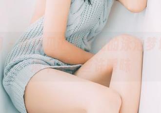 果团网 – 在线见证王语纯的泳池梦境，高清中尽显些许暧昧