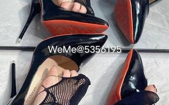 微密圈 – 来看看桃沢樱呀，穿着体育生服的写真，谁说运动不能穿得漂漂亮亮！
