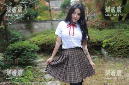 模范学院-徐cake 模范学院 - 徐cake姐姐的写真合集:我在镜头前如此优雅,但镜头外…嘿嘿!