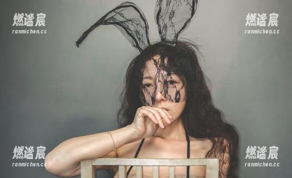 樱晚gigi 在线合集:樱晚gigi,光啊,快来我身上躺一下!